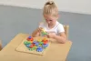 Montessori színes fogaskerék építő, fejlesztő tábla