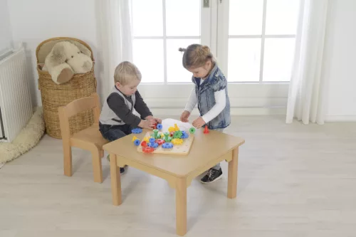 Montessori színes fogaskerék építő, fejlesztő tábla