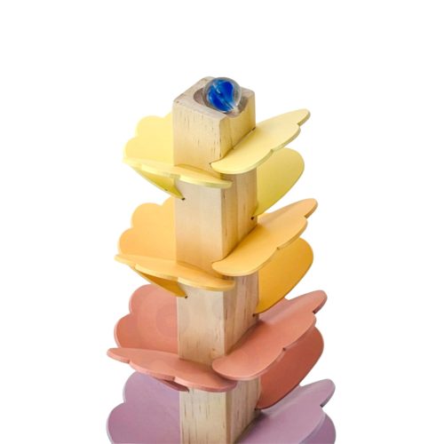 Fa zenélő golyópálya