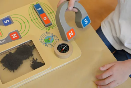 MASTERKIDZ mágnes témájú oktató tábla