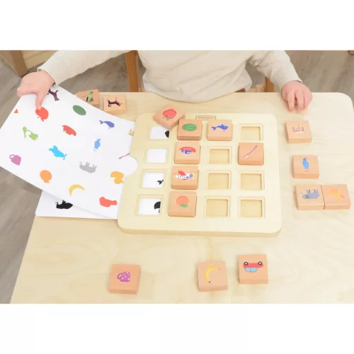 Montessori tárgyfelismerő párosító kirakó