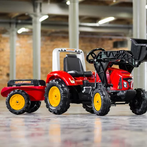 Red Supercharger pedálos traktor pótkocsival és első kanállal