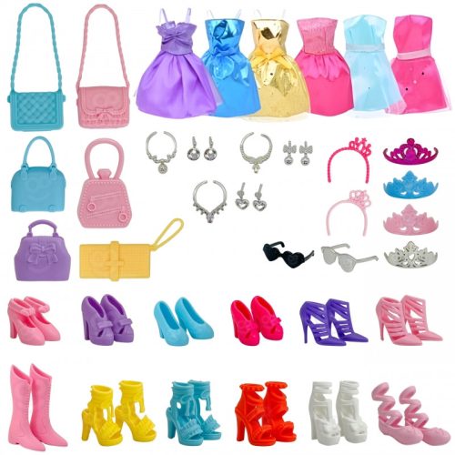 Lili modell baba kiegészítőkkel