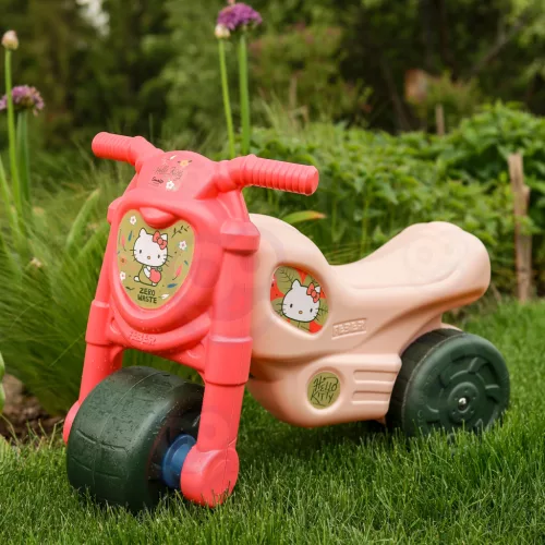 Hello Kitty futómotor