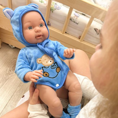 Baba macis bodyban - kék